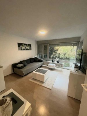 2-Zimmer-Gartenwohnung mit Terrasse und Lift in München-Moosach