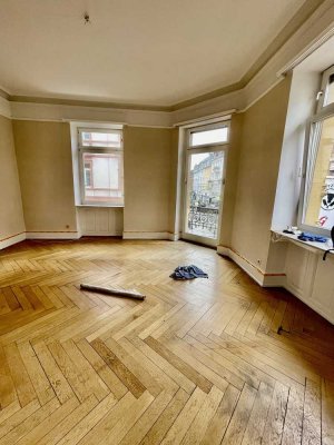 Große 4,5 Zimmer Altbau Wohnung in Neuenheim mit Balkon