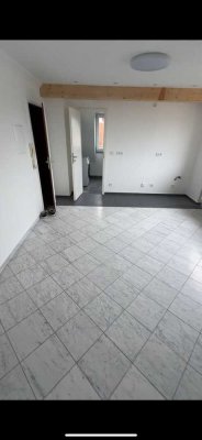 Exklusives Apartment Neu möbliert (inkl. Privatgarten)