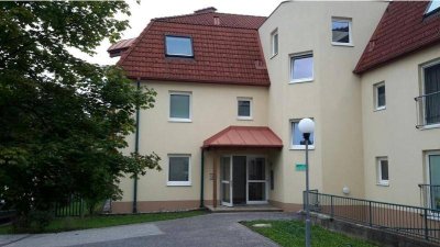 3 Zimmer Mietwohnung | TOP 5/6 | 1. OG mit Loggia.