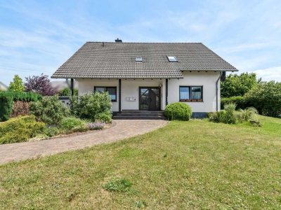 Teilvermietet - Zweifamilienhaus in Rheinböllen