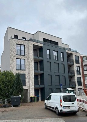 Luxuriöse 2-Zimmer Wohnung im 2. OG mit Balkon in Hamburg-Bramfeld