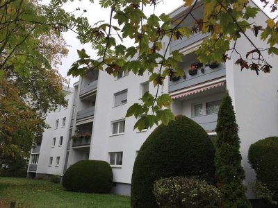 Zentrale Lage mit Blick ins Grüne! Tolle 2-Zimmer Wohnung in Mainz-Hechsteim inkl. TG Stellplatz