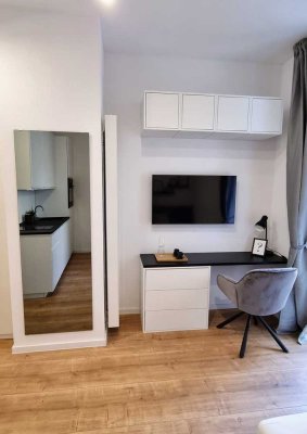 Voll möbliertes Apartment in zentraler Lage mit Balkon