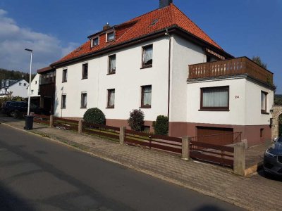 160 m² Doppelhaushälfte mit Balkon, Garten und Garage