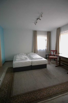 Möblierte, gemütliche 1,5-Zimmer Wohnung am Waldrand Nähe Ludwigsplatz