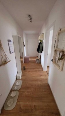 *** 3 ZIMMER WOHNUNG + BALKON - GEHOBENE AUSSTATTUNG - ZENTRALE & RUHIGE LAGE ***