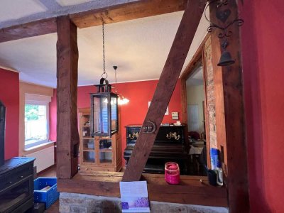 Saniertes Fachwerkhaus auf Traumgrundstück / Photovoltaik / Wärmepumpe/ Wahnsinnspotenzial!