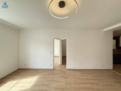 Sanierte 4 Zimmer Wohnung in ruhiger Lage! Neues Badezimmer &amp; WC!