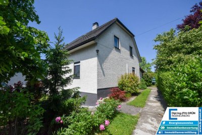 Einfamilienhaus mit ca.133m² WFL, überd. Terrasse, Garage, schöner Garten - TOP Lage