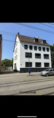 Top renovierte 3-Zimmer-Wohnung mit Klimaanlage in zentraler Lage