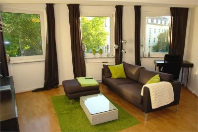 Gemütlich wohnen mit Wohnküche auf der Tußmannstraße *  Montag  besichtigen ab 17:30 Uhr