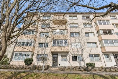 Modernisierte Zwei-Zimmer-Wohnung mit Wintergarten in Linden