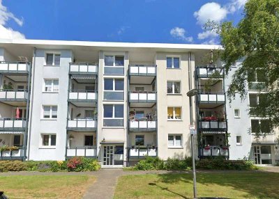 Grenzenlos wohlfühlen: Frisch renovierte Wohnung mit neuem Bad und Balkon!