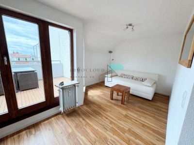 Stilvolle 2,5-Zimmer-Dachgeschosswohnung mit Dachterrasse