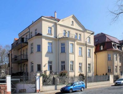 # Traumwohnung am Rosental # 4 Zi. Balkon, Aufzug, Garage