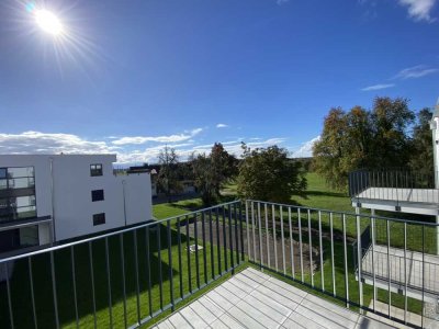 Helle Wohnung aus 2023 mit großem Balkon in Tettnang-Kau