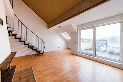 Stilvolle 2,5-Zimmer-Maisonette-Wohnung mit Balkon, Einbauküche, Kamin, Klimaanlage in Dietzenbach
