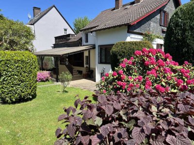 Großzügiges Ein- bis Zweifamilienhaus auf 860 qm Grundstück in Friedrichsdorf-Köppern