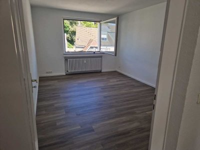 Schönes Appartement mit sep. Küche direkt  im Zentrum von Mettmann