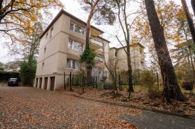 4-Zimmerwohnung mit Balkon, im grünen Dahlem