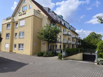 Geschmackvolle 2-Raum-Erdgeschosswohnung mit Balkon und EBK in Landau ab 01.11.2025