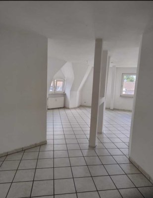 3 Zimmer im Dachgeschoss/3. Etage