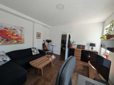 Möblierte 2,5-Zimmer-Wohnung in Berlin (ideal für Singles)