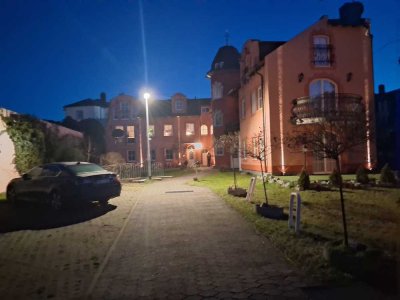 Ruhige 2 Raumwohnung im Stadtteil Dresden  Weißer Hirsch!