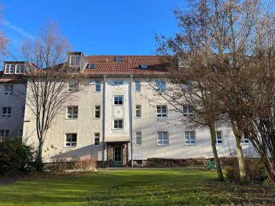 Charmante 1-Raum-Dachgeschosswohnung mit Balkon und Abstellraum