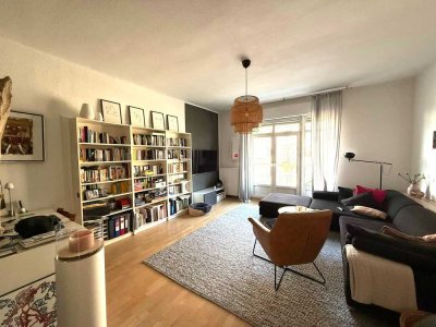 Großzügige 4-Zimmer-Altbauwohnung mit zwei Balkonen – 130 m² in begehrter Wohnlage