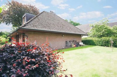 6 Zi-EFH mit Einliegerwohnung direkt an der Grenze  Hamburg-Norderstedt