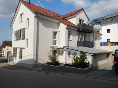 Hochwertige helle 3-Zimmer DG-Wohnung im zentralen Grüngürtel von Wörrstadt