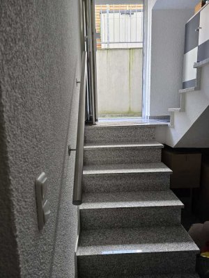 Exklusive 3-Raum-Wohnung mit gehobener Innenausstattung mit Einbauküche in Pfungstadt