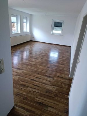 Helle, modernisierte 4-Zimmer-Wohnung in Salz