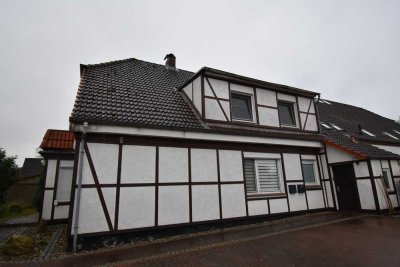 Gemütliche 2,5-Zimmer-Wohnung mit Gartennutzung!