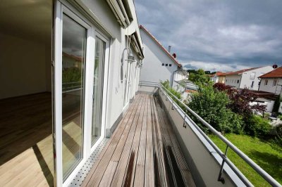 Stilvolle 4-ZKB-Wohnung mit Balkon in Aichach