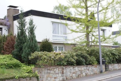 Geräumiges 5-Zimmer-Haus in Wiesbaden-Dotzheim