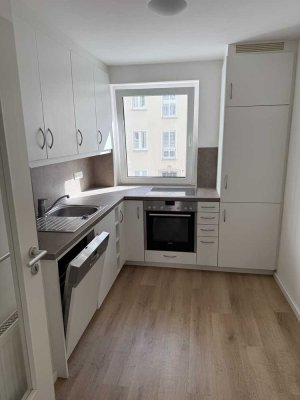 Moderne 3-Zimmer Wohnung mit Balkon & EBK