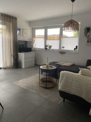 schöne *Neubau (2023)* Wohnung im Erdgeschoss inkl. Küche mit E-Geräten zu vermieten