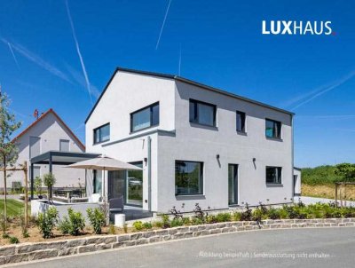 LUXHAUS -FAMILIENHAUS MIT VIEL PLATZ -