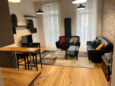 Schicke 2-Zimmer Wohnung im EG mit EBK in Berlin-Tempelhof