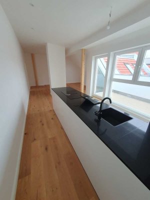 Neu gebaute, familienfreundliche 4 Zimmer Dachgeschosswohnung nahe U-Seestraße zu vermieten!