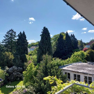 Penthouse: Tolle Ausblicke über Wuppertal-Vohwinkel und Corneliuspark