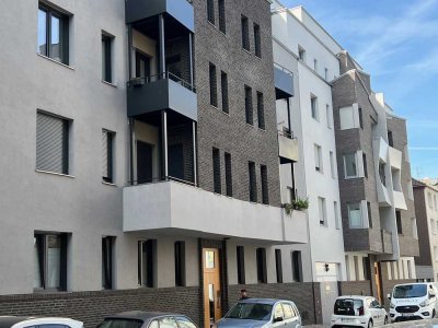 Neubauwohnung mit Balkon, Einbauküche u. Aufzug - in ruhiger Citylage