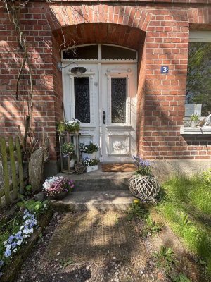 Historischer Resthof mit Pferdeweide, Ausbaupotenzial & Naturidylle