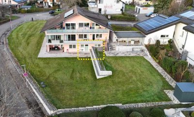 Ruhige und moderne 1,5-Zimmer-Wohnung mit Einbauküche, Terrasse und Carport/Schopf