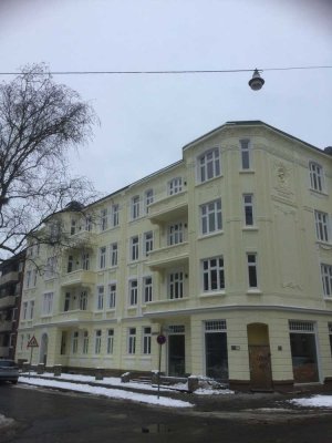 Sehr helle, stilvolle Kernsanierte Wohnung