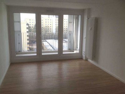 Für Kapitalanleger: Schnuckeliges Appartement mit Westbalkon in der Klenzestraße