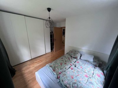 Geschmackvolle 3-Raum-Wohnung mit Süd-Balkon in Wackersberg